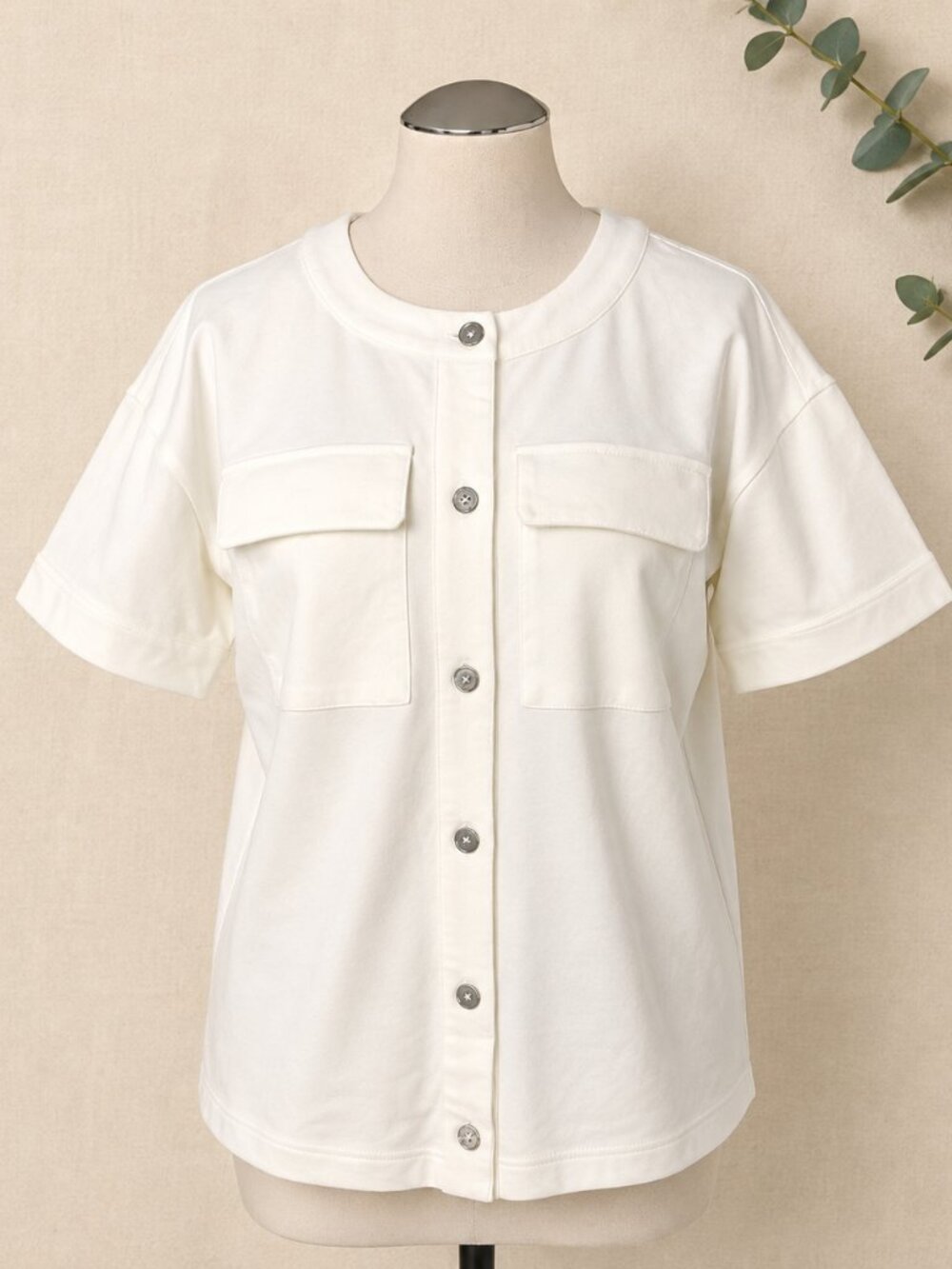 SportSavvy White Button Front Short Sleeve Knit Top XXS Utility Pocket Shirt
